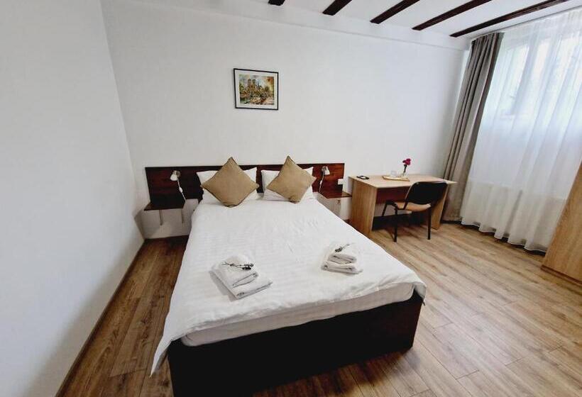 Nocleg ze śniadaniem Confort Inn