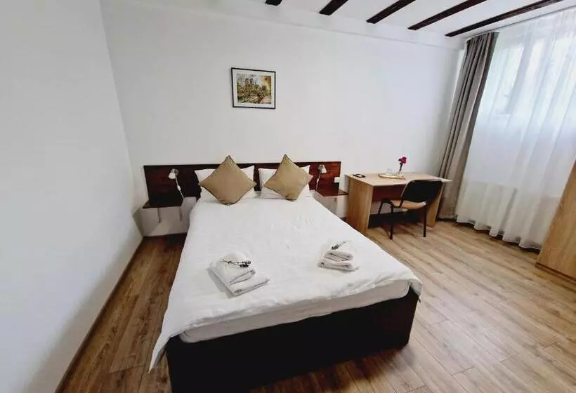 Aamiaismajoitus (B&B) Confort Inn