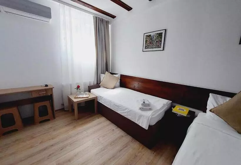 Aamiaismajoitus (B&B) Confort Inn