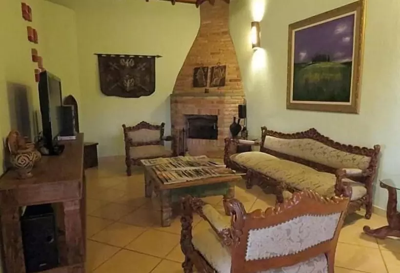 هتل Itaygua