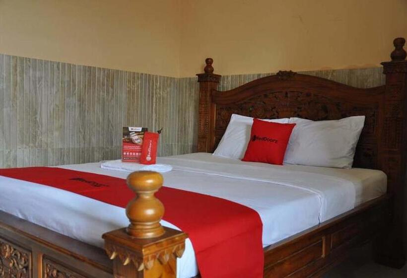 فندق Reddoorz Near Lokawisata Baturaden