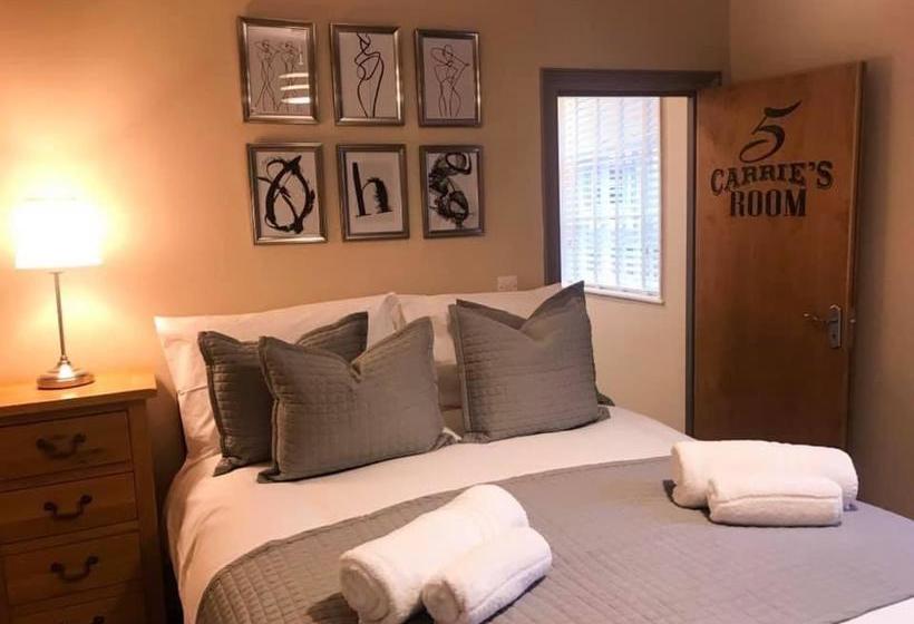 Отель The Herbalist Rooms