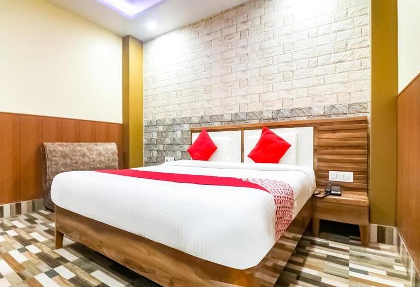 Hotell Oyo 70090 Jugnu