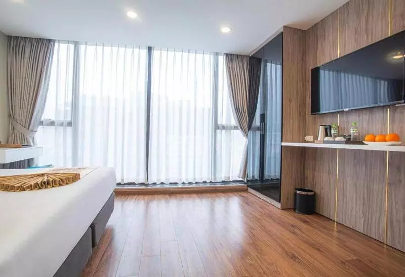 هتل Bridge Lakeside Room For Rent Hanoi