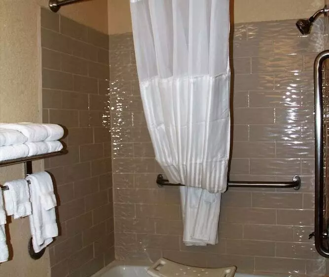 Отель Baymont By Wyndham Stevens Point