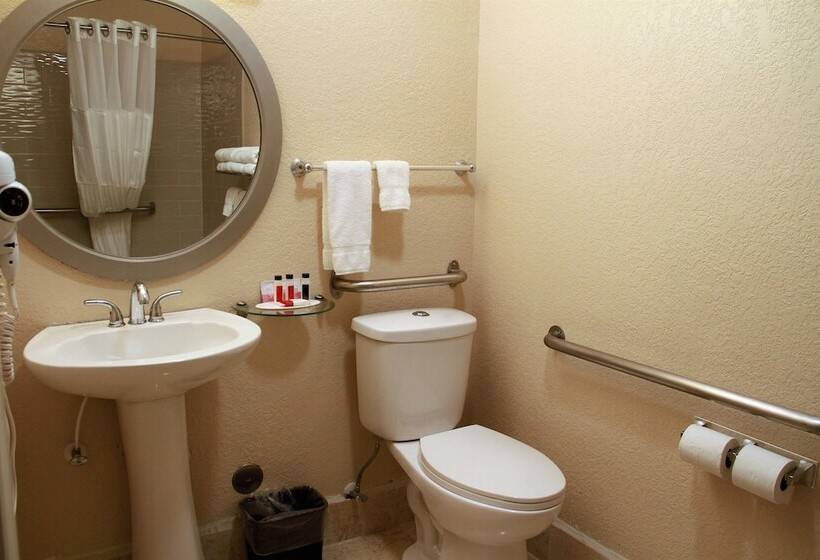 Отель Baymont By Wyndham Stevens Point