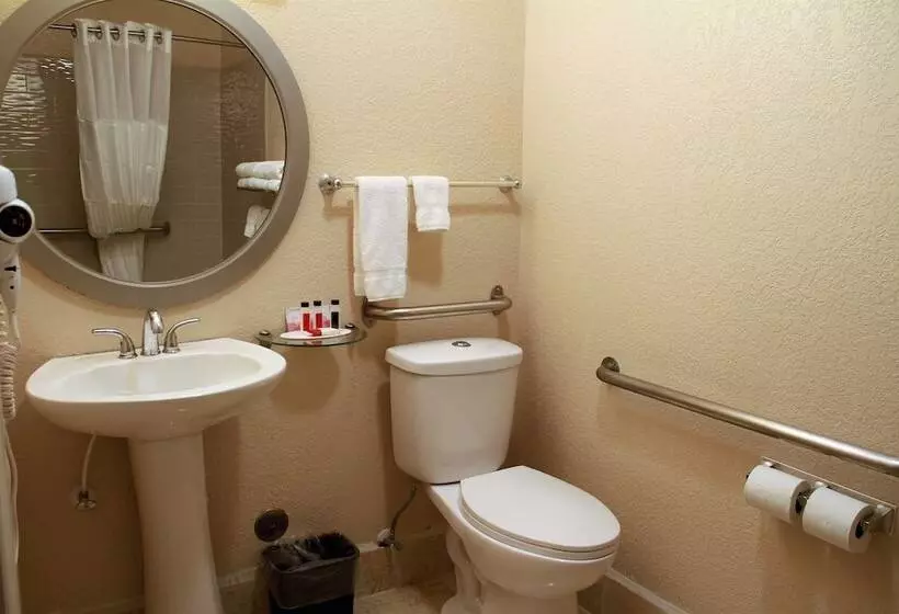 Отель Baymont By Wyndham Stevens Point