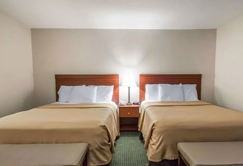 ホテル Suburban Studios Melbourne Airport