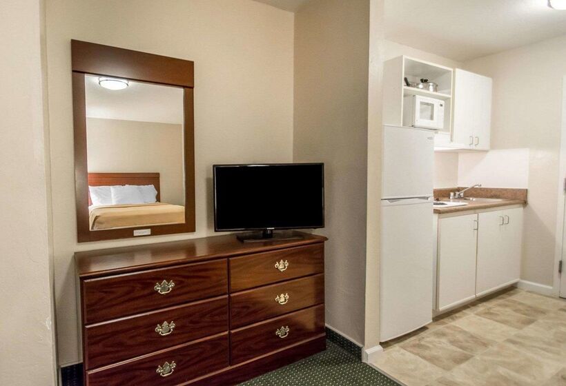 هتل Suburban Studios Melbourne Airport