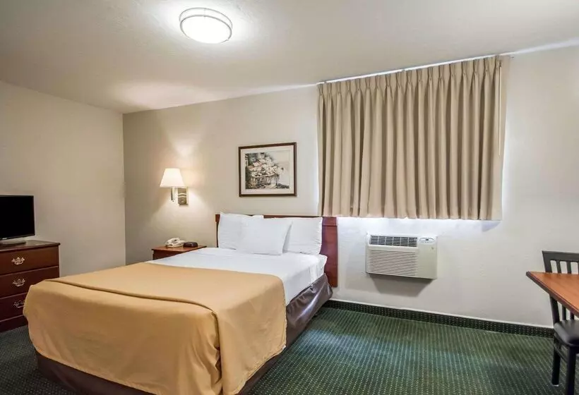 ホテル Suburban Studios Melbourne Airport