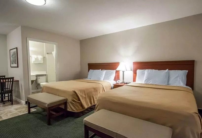 ホテル Suburban Studios Melbourne Airport