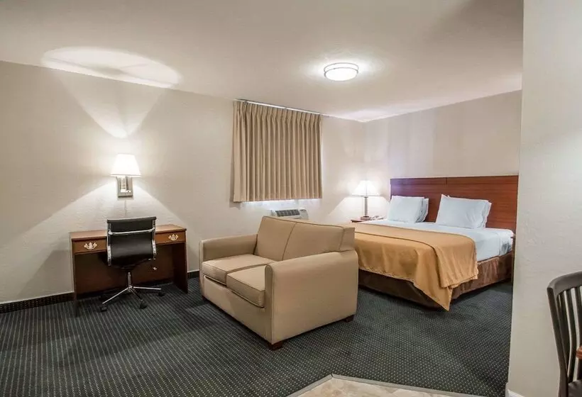 ホテル Suburban Studios Melbourne Airport