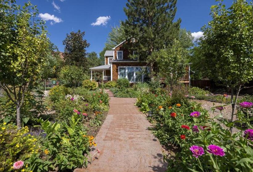 هتل Sunflower Hill Inn