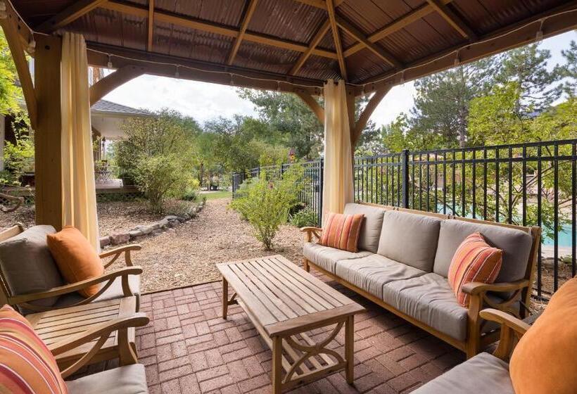 هتل Sunflower Hill Inn