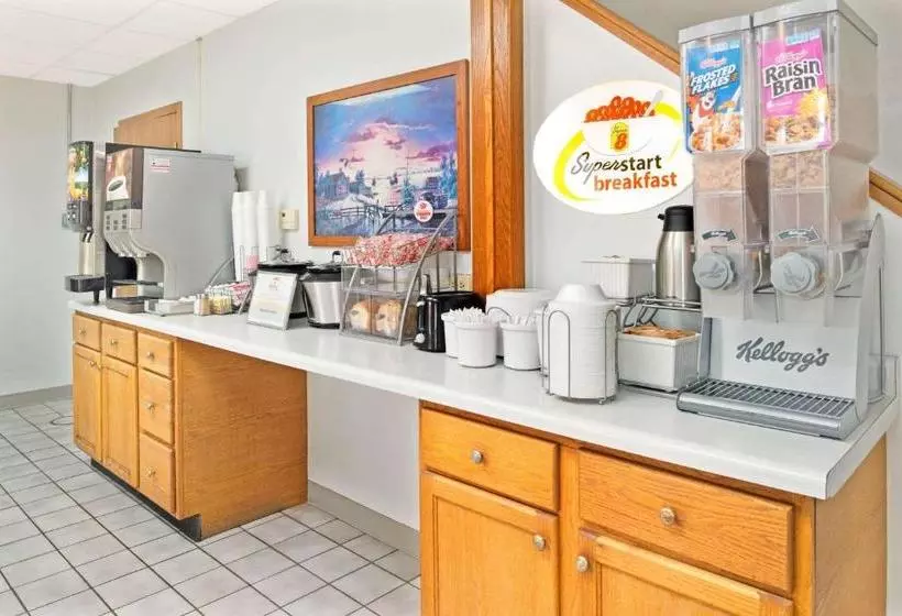 酒店 Super 8 By Wyndham Walnut