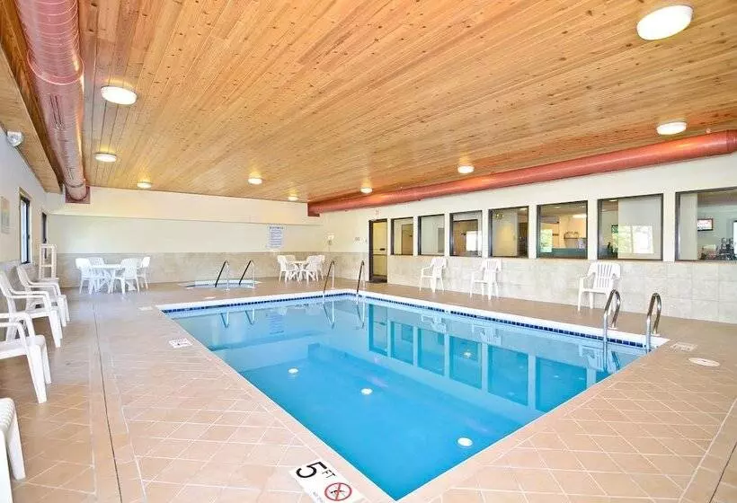 汽车旅馆  Amerivu Inn And Suites   Hayward Wi