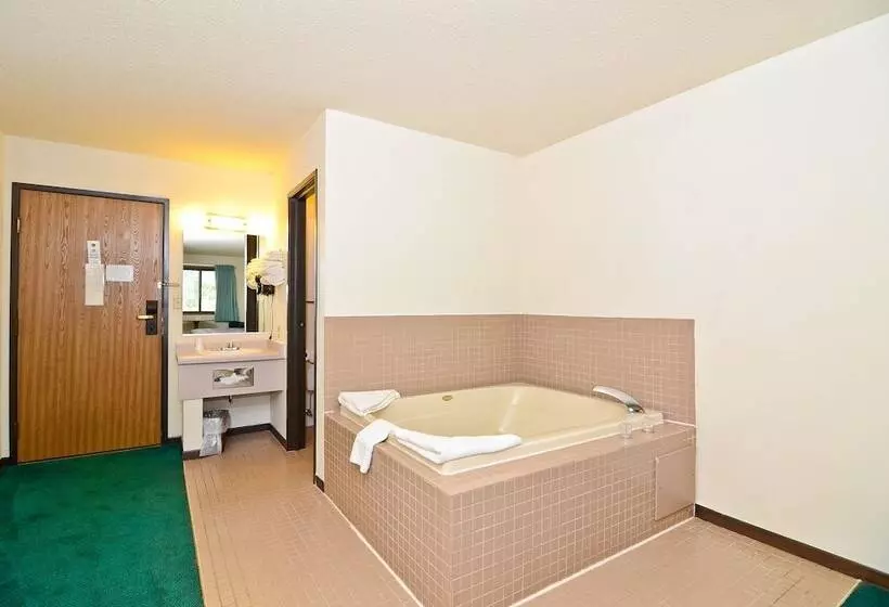 汽车旅馆  Amerivu Inn And Suites   Hayward Wi