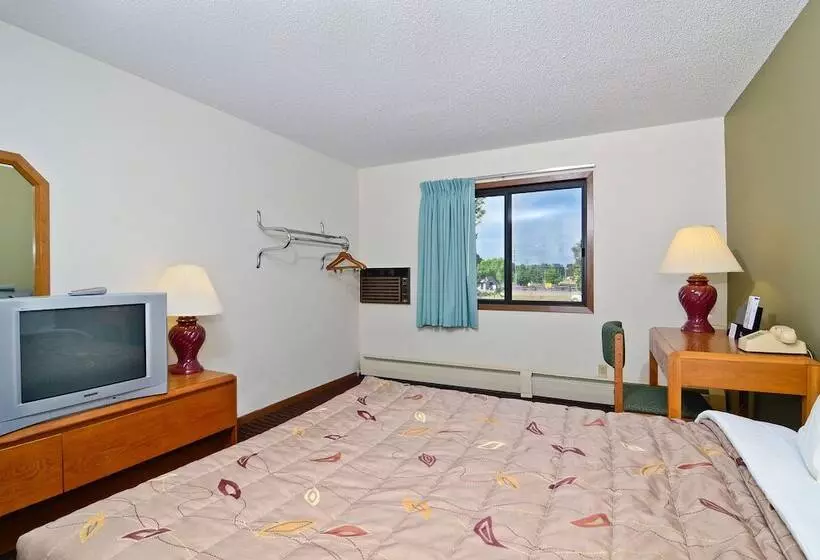 汽车旅馆  Amerivu Inn And Suites   Hayward Wi