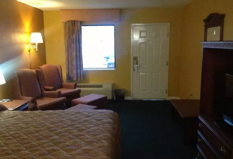 汽车旅馆  Colonial Inn & Suites /airport/graceland