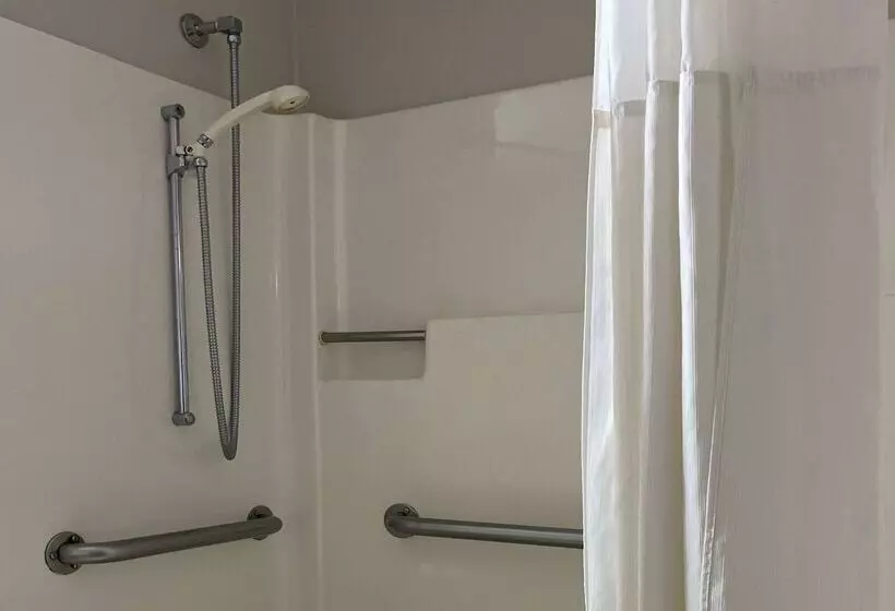 Мотель Days Inn By Wyndham Brunswick Bath Area