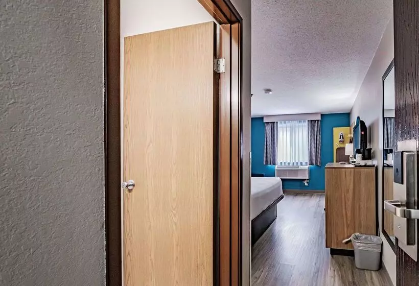 Мотель Days Inn By Wyndham Brunswick Bath Area