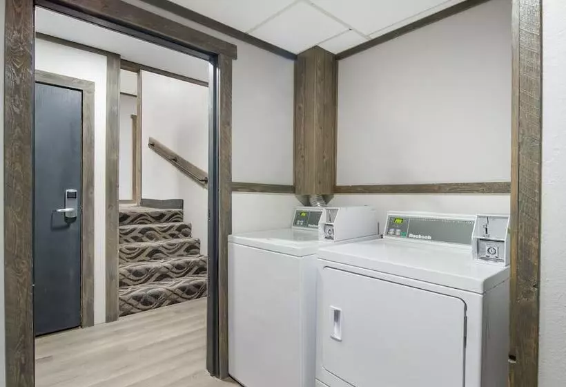 모텔 Econo Lodge Scottsbluff