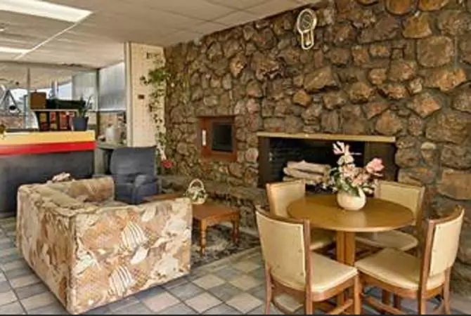 فندق على الطريق Peoria Inn