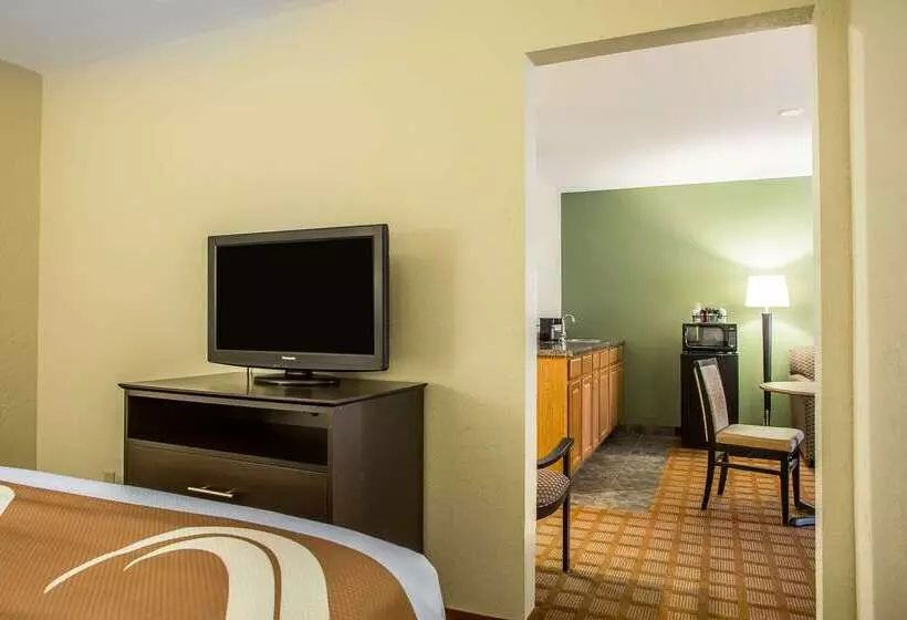 모텔 Quality Inn & Suites Marinette