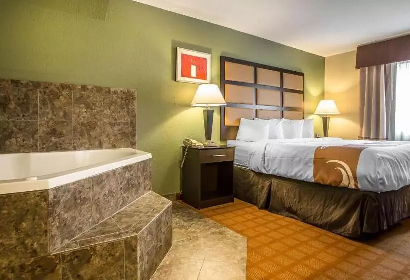 모텔 Quality Inn & Suites Marinette