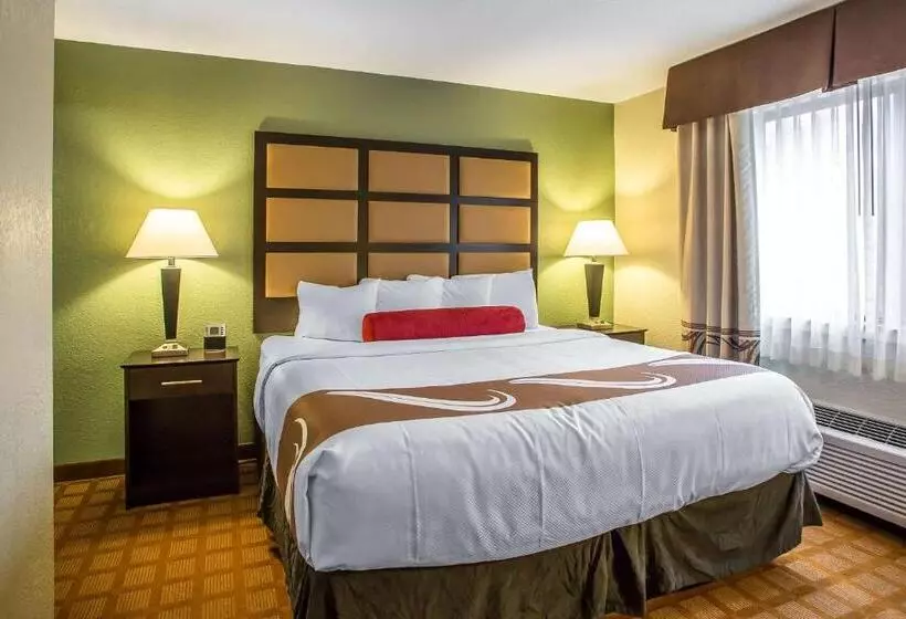 모텔 Quality Inn & Suites Marinette