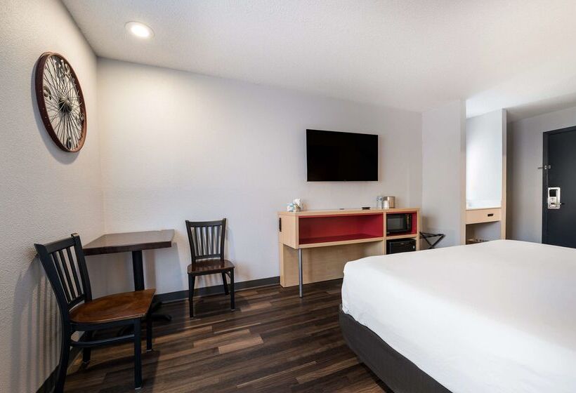 汽车旅馆  Red Lion Inn & Suites Ontario