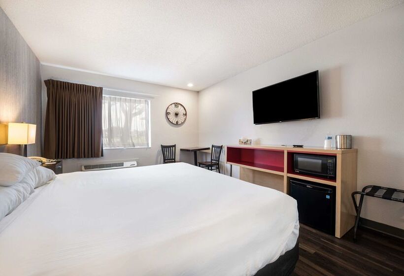汽车旅馆  Red Lion Inn & Suites Ontario