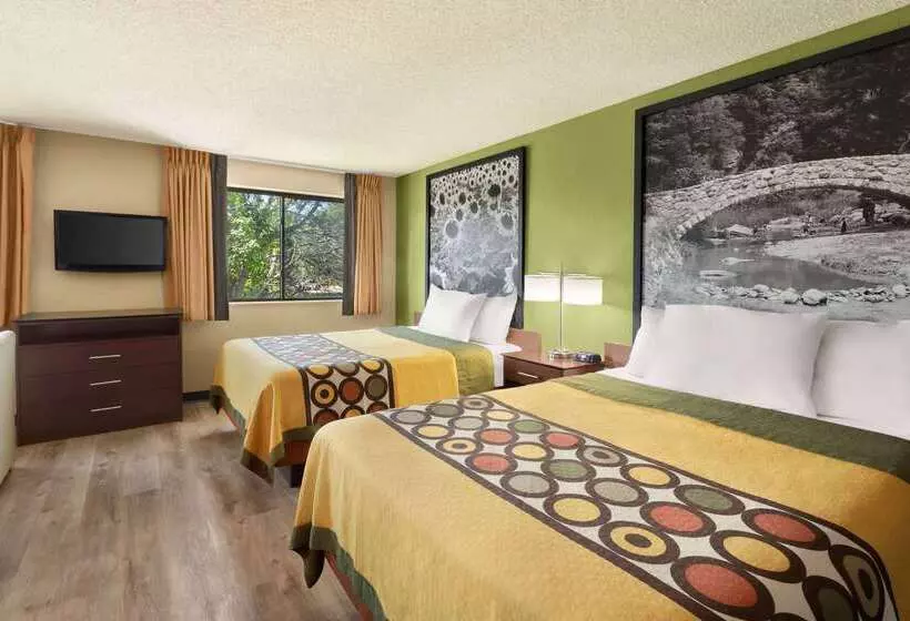 مُتل Super 8 By Wyndham Ankeny/des Moines Area