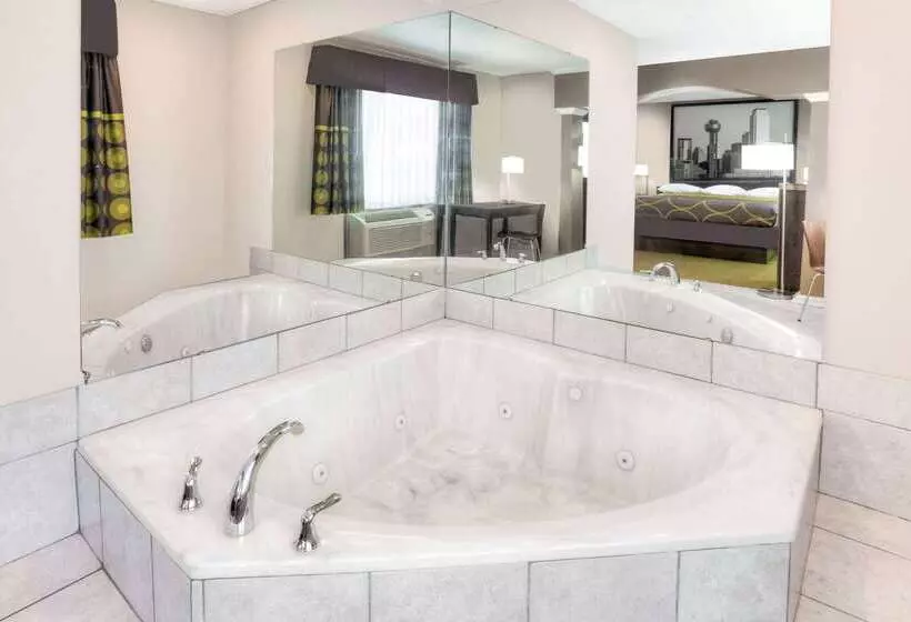 汽车旅馆 Super 8 By Wyndham Bedford Dfw Airport West