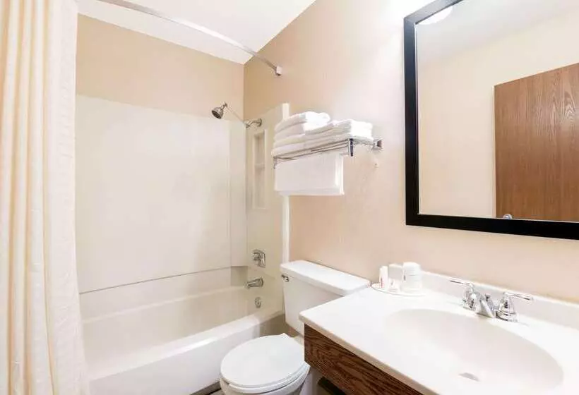 مُتل Super 8 By Wyndham Bemidji Mn