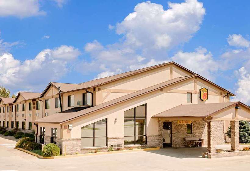 Motel Super 8 By Wyndham Centerville