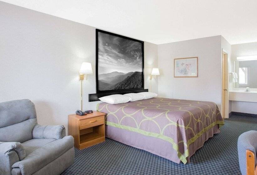 فندق على الطريق Super 8 By Wyndham Christiansburg