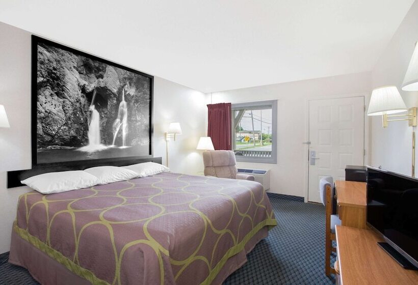 فندق على الطريق Super 8 By Wyndham Christiansburg