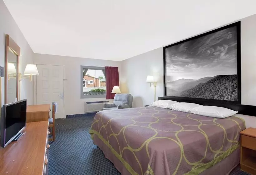 모텔 Super 8 By Wyndham Christiansburg