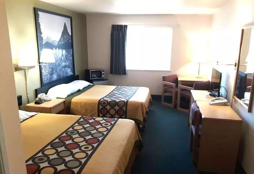 מוטל Super 8 By Wyndham Hamilton