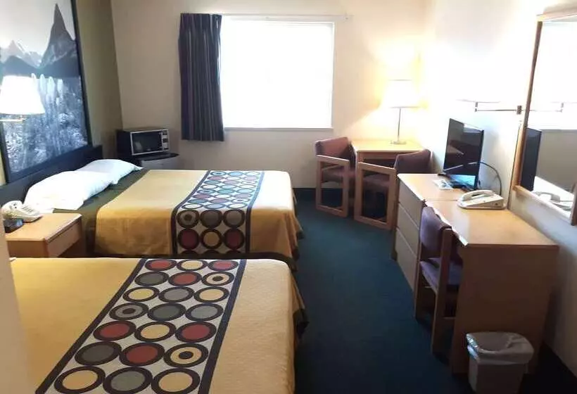 מוטל Super 8 By Wyndham Hamilton