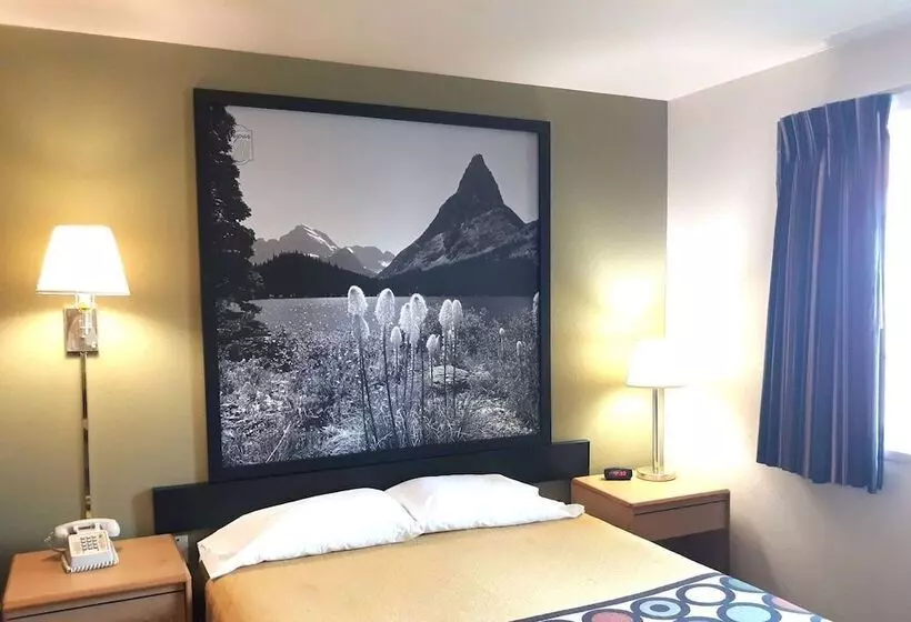 מוטל Super 8 By Wyndham Hamilton