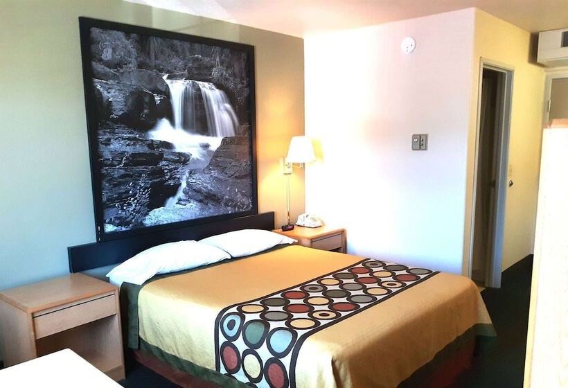 Motel Super 8 By Wyndham Hamilton