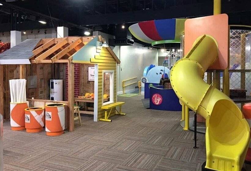 فندق على الطريق Super 8 By Wyndham Hammond