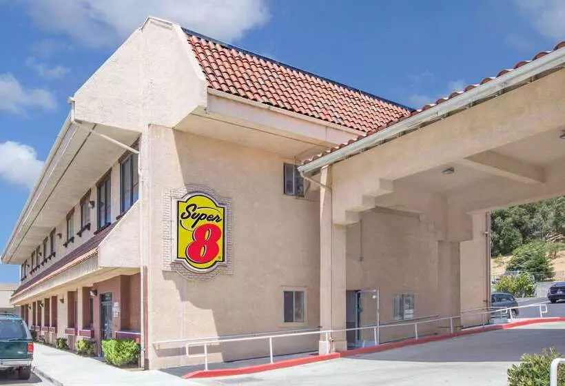 모텔 Super 8 By Wyndham Hayward Downtown