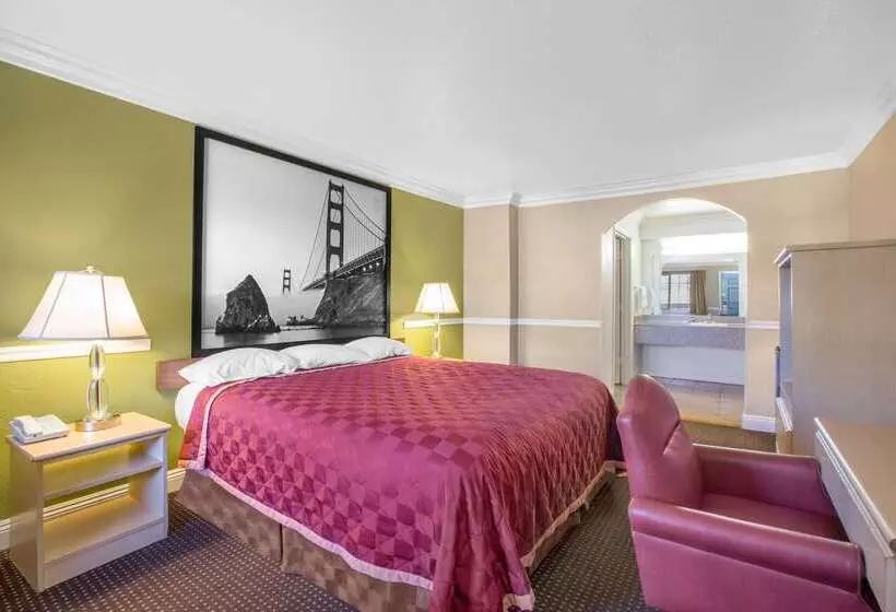 모텔 Super 8 By Wyndham Hayward Downtown