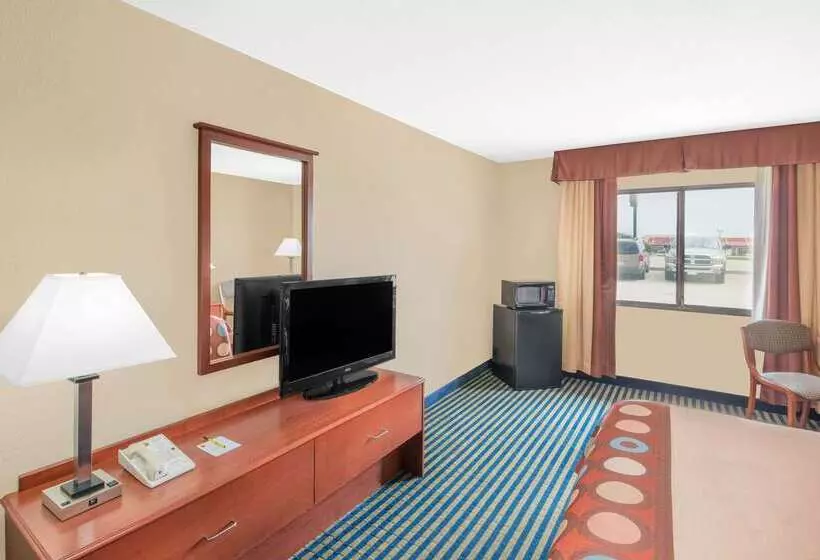 모텔 Super 8 By Wyndham Marshalltown