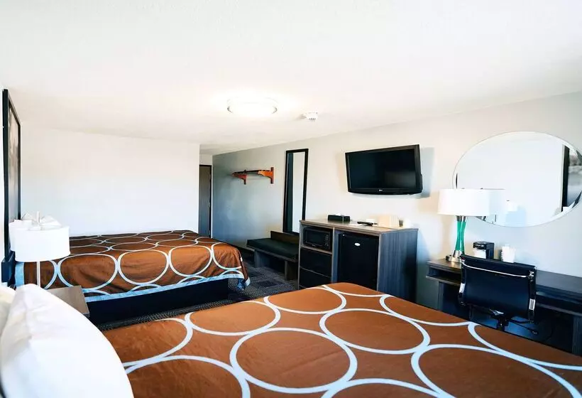 Мотель Super 8 By Wyndham Pueblo