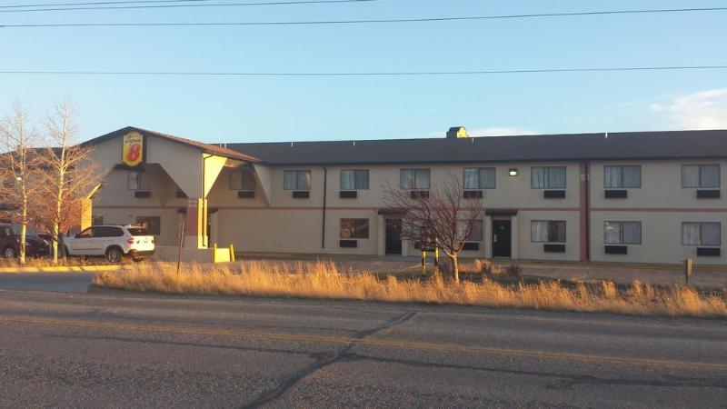 Motel Super 8 By Wyndham Rawlins Wyoming