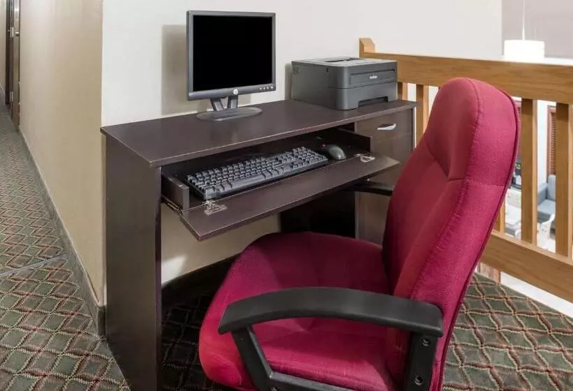 فندق على الطريق Super 8 By Wyndham West Plains